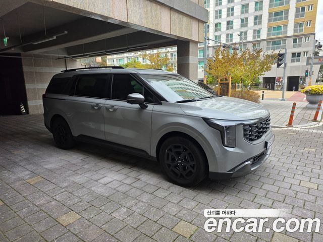 Kia Carnival Gasoline 9-Seater Gravity — пробег 7 000 км — фото 2 из 5