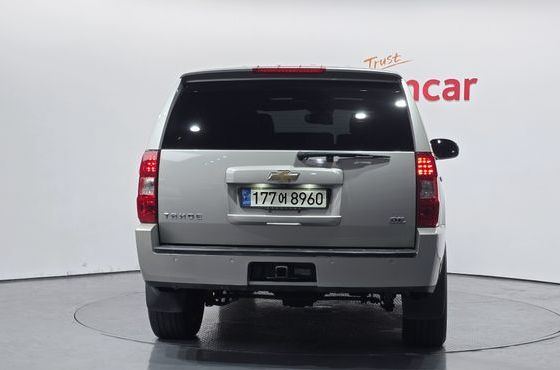 Chevrolet Tahoe Hybrid 4WD — пробег 232 664 км — фото 4 из 5