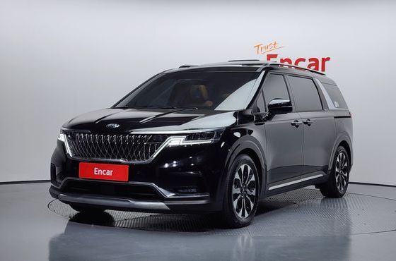 Kia Carnival 9-Seater Signature — пробег 18 244 км — фото 1 из 5