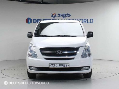 Hyundai Starex 12-Seater Wagon CVX Luxury — пробег 91 398 км — фото 3 из 5