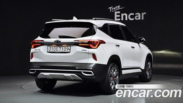 Kia Seltos из Кореи Encar