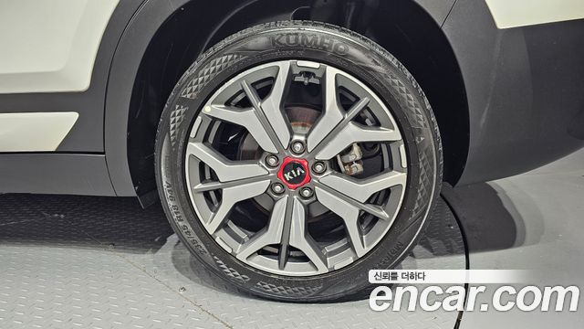 Kia Seltos из Кореи Encar