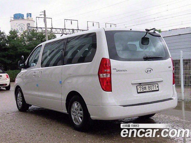 Hyundai Starex 12-Seater Wagon Smart Stardard — пробег 113 491 км — фото 3 из 5