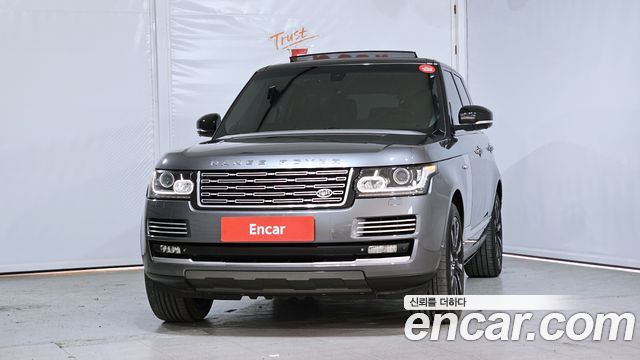 Land Rover Range Rover 3.0 TDV6 Vogue SE DIESEL — пробег 182 050 км — фото 3 из 5