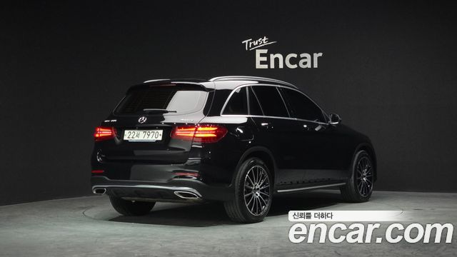 Mercedes-Benz GLC-Class GLC300 4MATIC AMG Line — пробег 58 280 км — фото 2 из 5