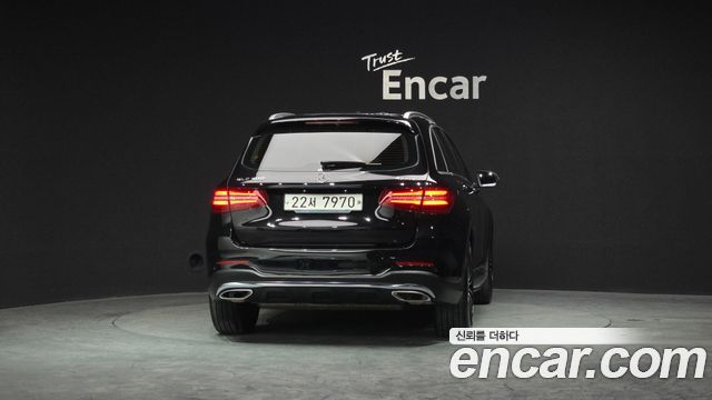 Mercedes-Benz GLC-Class GLC300 4MATIC AMG Line — пробег 58 280 км — фото 4 из 5