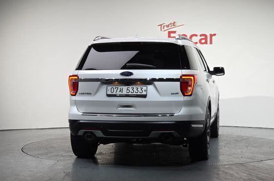 Ford Explorer 2.3 Limited 4WD 5th — пробег 93 778 км — фото 4 из 5