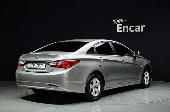 Hyundai Sonata LPI Style — пробег 90 004 км — фото 2 из 5