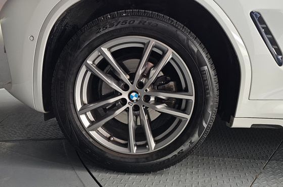 BMW X3 xDrive 20i M sports Online Exclusive Edition — пробег 39 604 км — фото 5 из 5