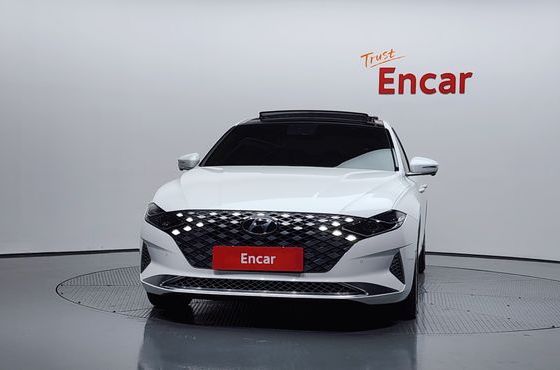 Hyundai Grandeur Calligraphy — пробег 99 927 км — фото 3 из 5