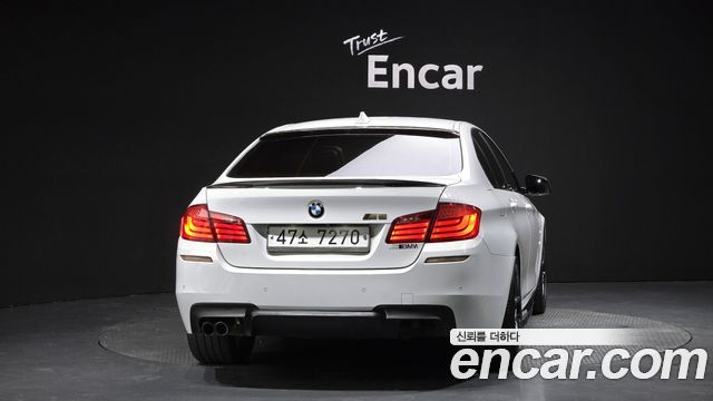 BMW 5-Series 520d M Sport — пробег 204 801 км — фото 4 из 5