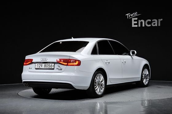 Audi A4 35 TDI Quattro Comfort Edition B8 — пробег 89 792 км — фото 2 из 5