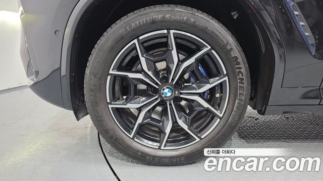BMW X4 xDrive20i M Sport — пробег 25 748 км — фото 5 из 5