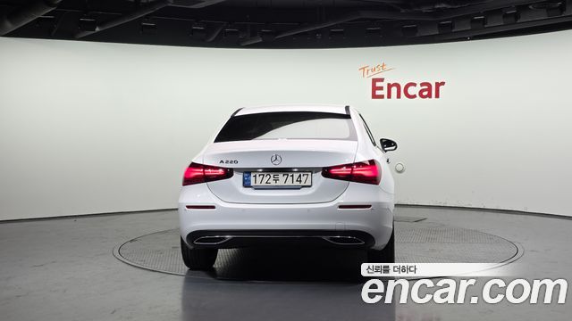 Mercedes-Benz A-Class из Кореи Encar