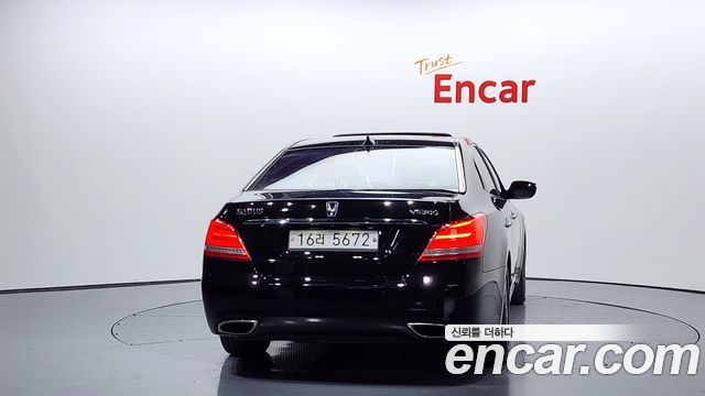 Hyundai Equus из Кореи Encar