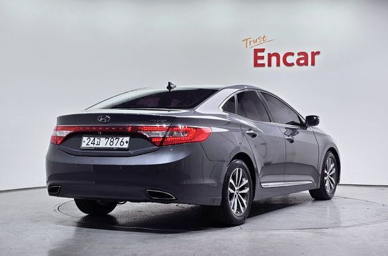 Hyundai Grandeur HG240 Luxury — пробег 181 571 км — фото 2 из 5