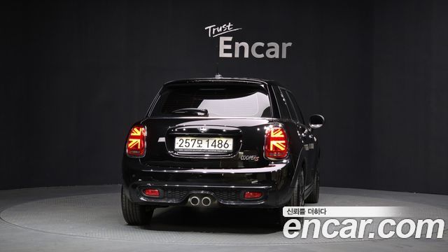 Mini Cooper из Кореи Encar