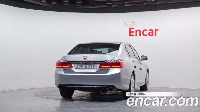 Honda Accord из Кореи Encar