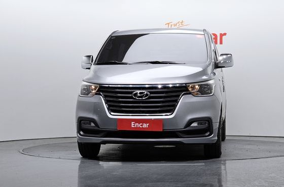 Hyundai Starex Van 5-Seater Smart — пробег 46 820 км — фото 3 из 5