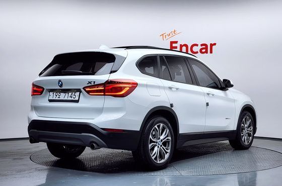 BMW X1 xDrive 20d — пробег 86 879 км — фото 2 из 5