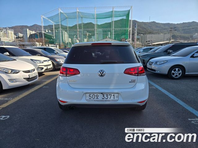 Volkswagen Golf из Кореи Encar