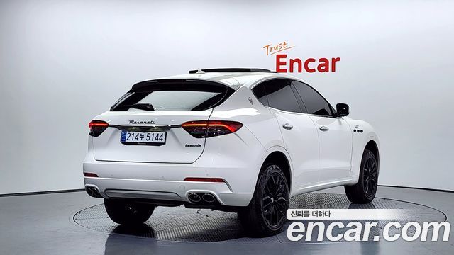 Maserati Levante 2.0 GT AWD — пробег 27 601 км — фото 2 из 5