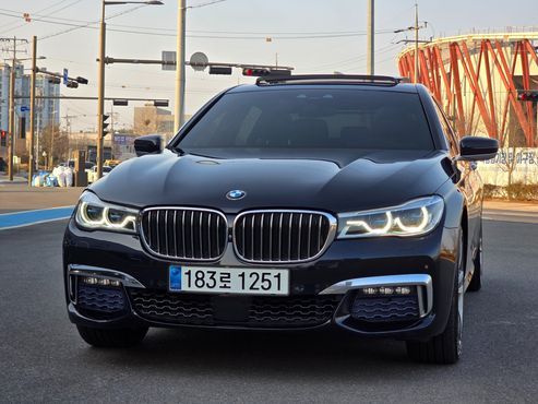 BMW 7-Series 740Li xDrive M Sport Package — пробег 193 000 км — фото 1 из 5