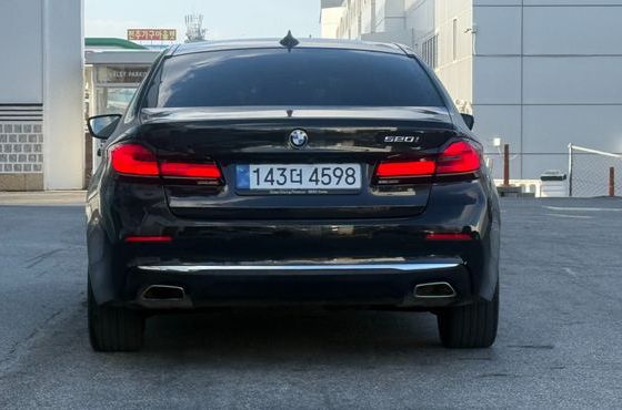 BMW 5-Series 520i Luxury — пробег 62 689 км — фото 4 из 5