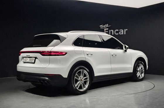 Porsche Cayenne 3.0 — пробег 39 758 км — фото 2 из 5