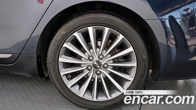 Kia K7 из Кореи Encar