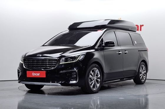 Kia Carnival 9-Seater Hi-Limousine Prestige Hiroof — пробег 101 706 км — фото 1 из 5