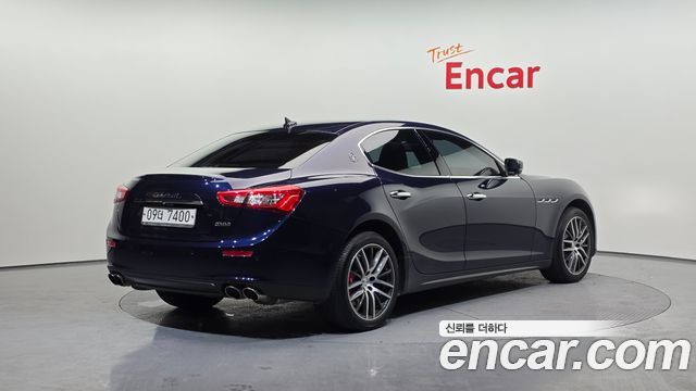 Maserati Ghibli из Кореи Encar