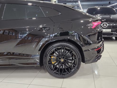 Lamborghini Urus 4.0 V8 SE — пробег 58 км — фото 5 из 5
