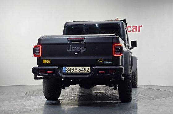 Jeep Gladiator 3.6 Rubicon — пробег 43 801 км — фото 4 из 5