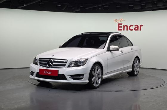 Mercedes-Benz C-Class C200 CGI Avantgarde Style Package — пробег 85 670 км — фото 1 из 5