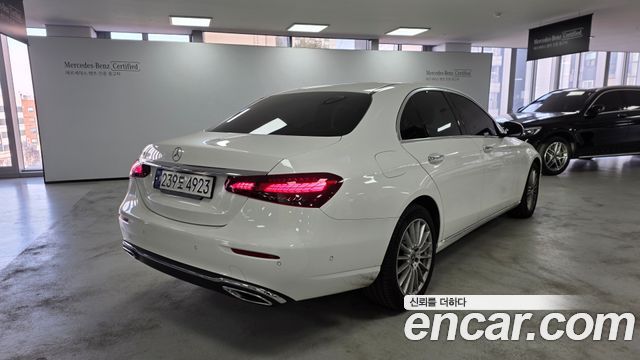 Mercedes-Benz E-Class E250 Exclusive — пробег 47 808 км — фото 2 из 5