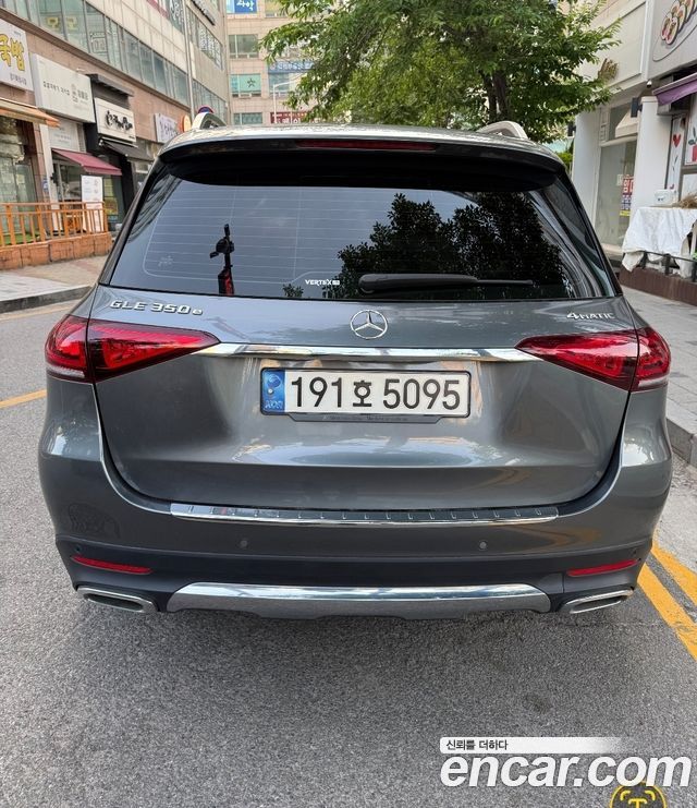 Mercedes-Benz GLE-Class GLE350e 4MATIC — пробег 76 500 км — фото 2 из 5