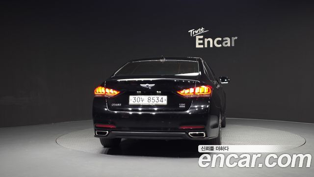Hyundai Genesis из Кореи Encar