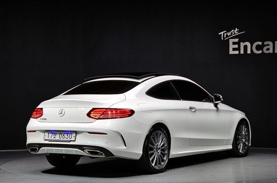 Mercedes-Benz C-Class C200 Coupe — пробег 33 116 км — фото 2 из 5