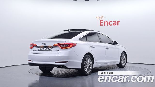 Hyundai Sonata 2.0 Smart — пробег 123 976 км — фото 2 из 5