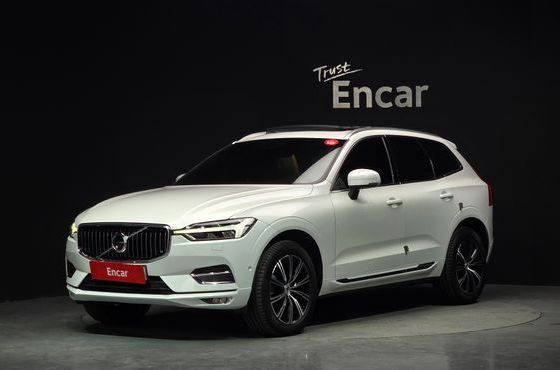 Volvo XC60 T6 Inscription — пробег 112 703 км — фото 1 из 5
