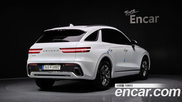 Genesis GV70 из Кореи Encar