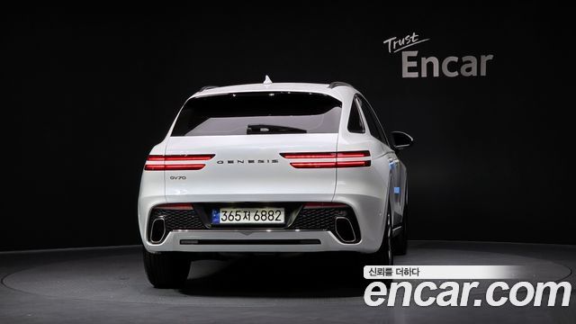Genesis GV70 из Кореи Encar
