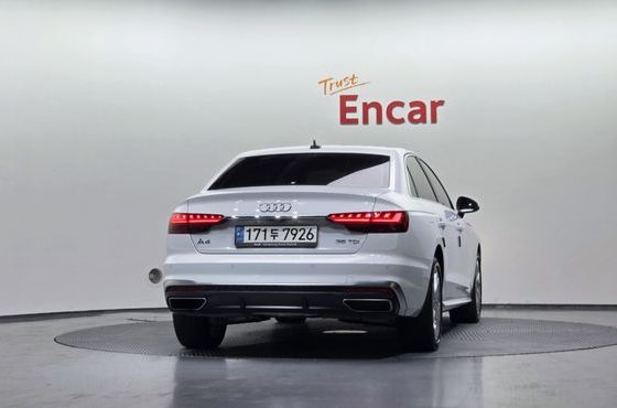 Audi A4 35 TDI Premium — пробег 44 790 км — фото 4 из 5