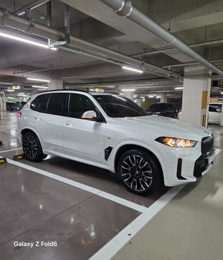 BMW X5 xDrive 50e M Sport — пробег 43 046 км — фото 5 из 5