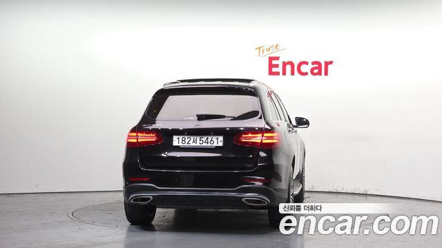 Mercedes-Benz GLC-Class GLC300 4MATIC AMG Line — пробег 91 393 км — фото 4 из 5