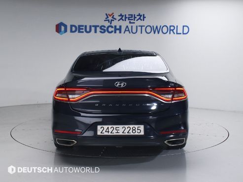 Hyundai Grandeur 3.0 Exclusive Special — пробег 132 572 км — фото 4 из 5