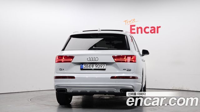 Audi Q7 из Кореи Encar