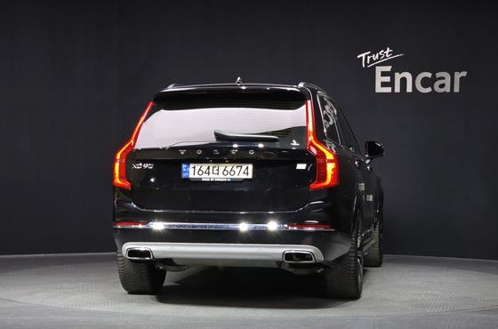 Volvo XC90 T8 Inscription Hybird — пробег 71 457 км — фото 4 из 5