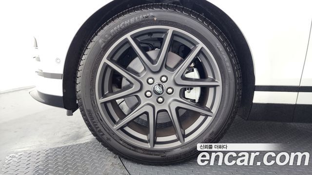 Land Rover Range Rover Velar из Кореи Encar